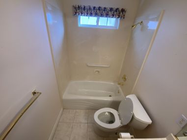 Bathroom Cleaning in Washington, UT (4)